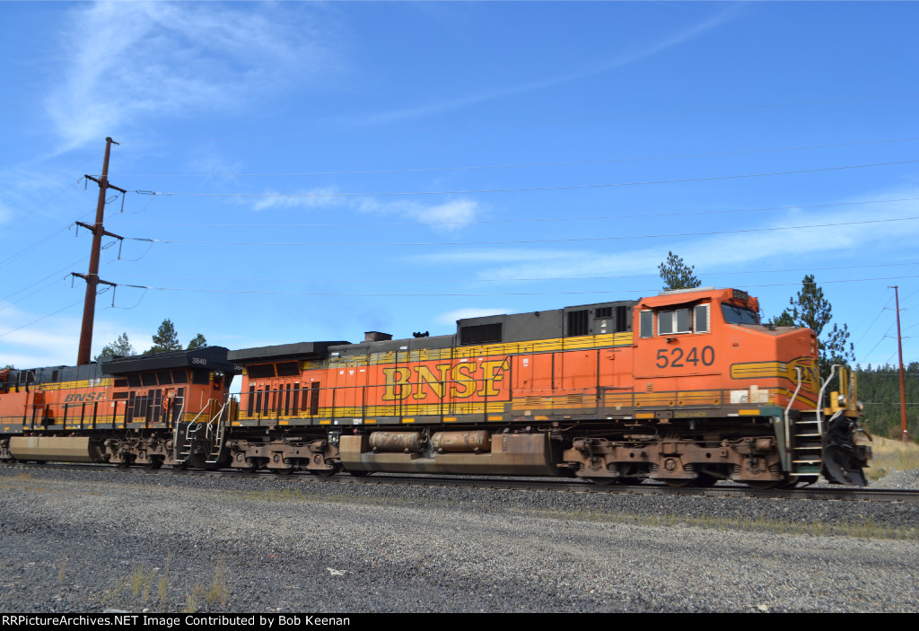 BNSF 5240